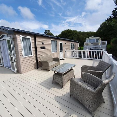 Llanrhidian Holiday Park Llanmorlais Exterior photo